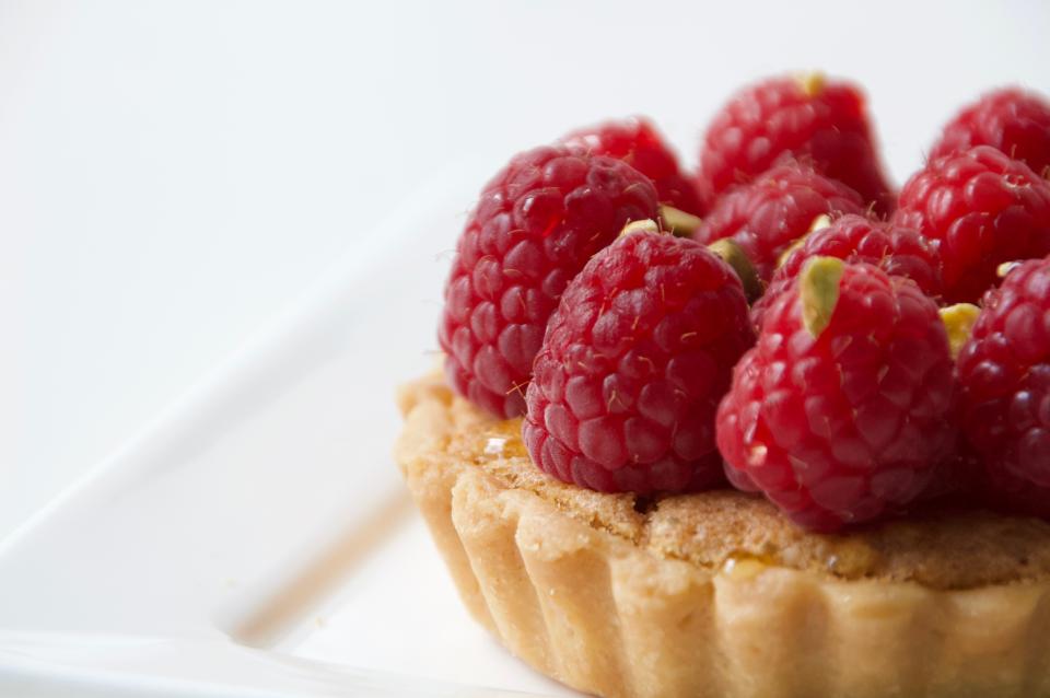 Frambozentartelettes met pistache